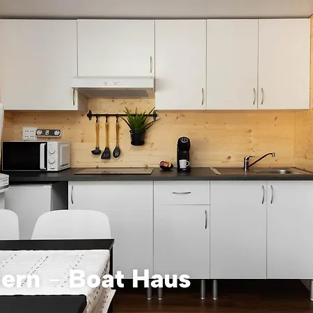 Boat Haus - Casas Flotantes Frente A Gibraltar Ботель Ла-Линеа-де-ла-Консепсьон