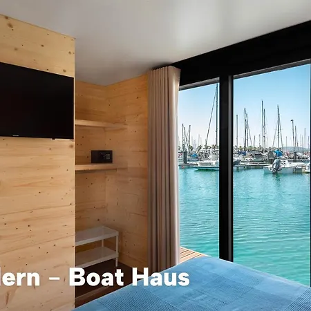 Boat Haus - Casas Flotantes Frente A Gibraltar Botel
