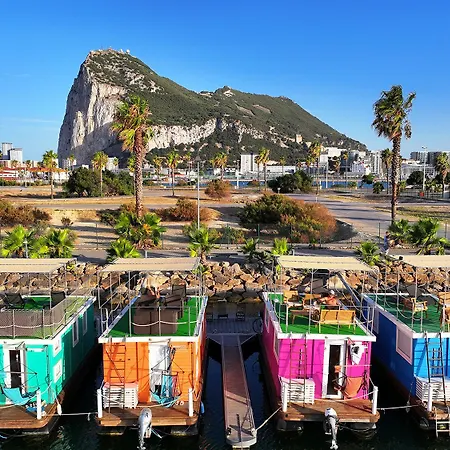 Boat Haus - Casas Flotantes Frente A Gibraltar Botel