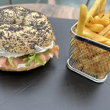 Boat Haus - Casas Flotantes Frente A Gibraltar