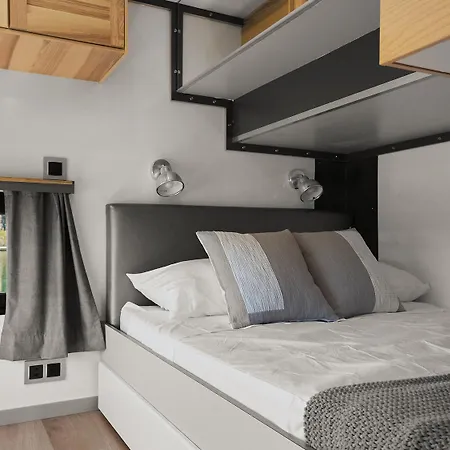 Ботель Boat Haus - Casas Flotantes Frente A Gibraltar Ла-Линеа-де-ла-Консепсьон