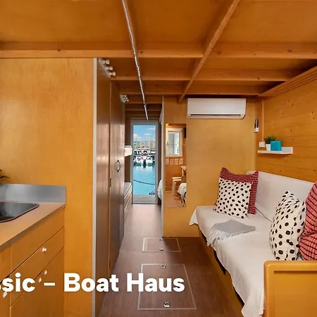 Boat Haus - Mediterranean Experience 3*