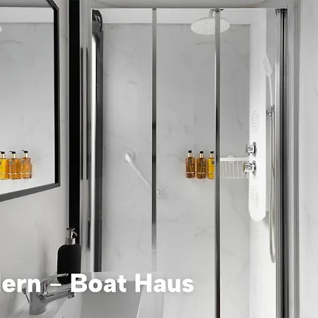 Boat Haus - Casas Flotantes Frente A Gibraltar La Línea de la Concepción