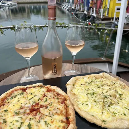 Boat Haus - Mediterranean Experience La Línea de la Concepción