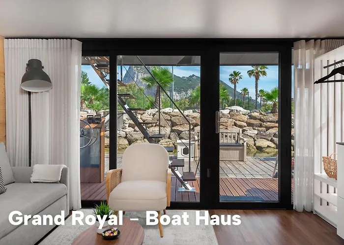 Boat Haus - Casas Flotantes Frente A Gibraltar La Línea de la Concepción