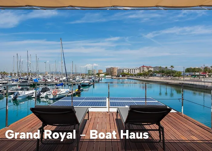 Boat Haus - Casas Flotantes Frente A Gibraltar Botel