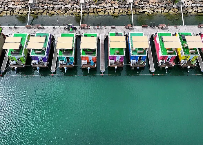 Boat Haus - Casas Flotantes Frente A Gibraltar Botel La Línea de la Concepción